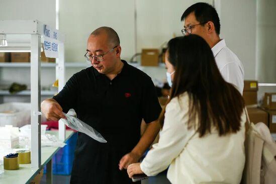 一件秋冬装背后到底藏着多少秘密？——深度市场信息调查